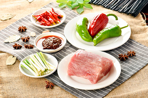 工厂食堂承包如何让员工“吃不腻”